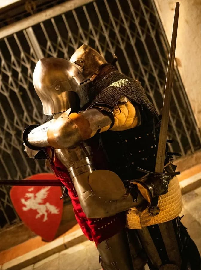 Objets de décoration médiévale et accessoires